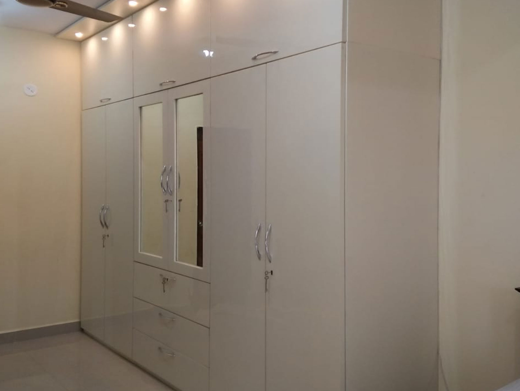 Pu doors